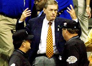 selig_hands_up.jpg